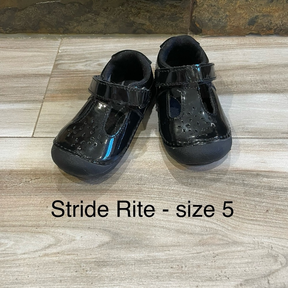 Stride Rite Black toddler shoes